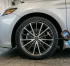 Správný tlak v pneumatikách Toyota Camry 2.5 Hybrid: Tabulka huštění, rozměry ráfků a TPMS reset